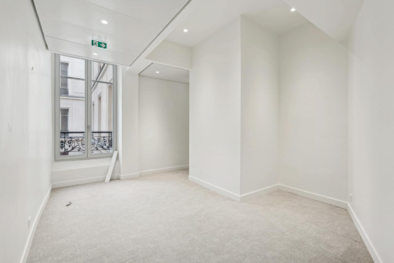 Bureau Paris 375m² Location bureau Paris OLBUR2529404 10